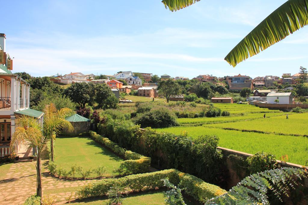 Meva Guesthouse Antananarivo Exterior photo