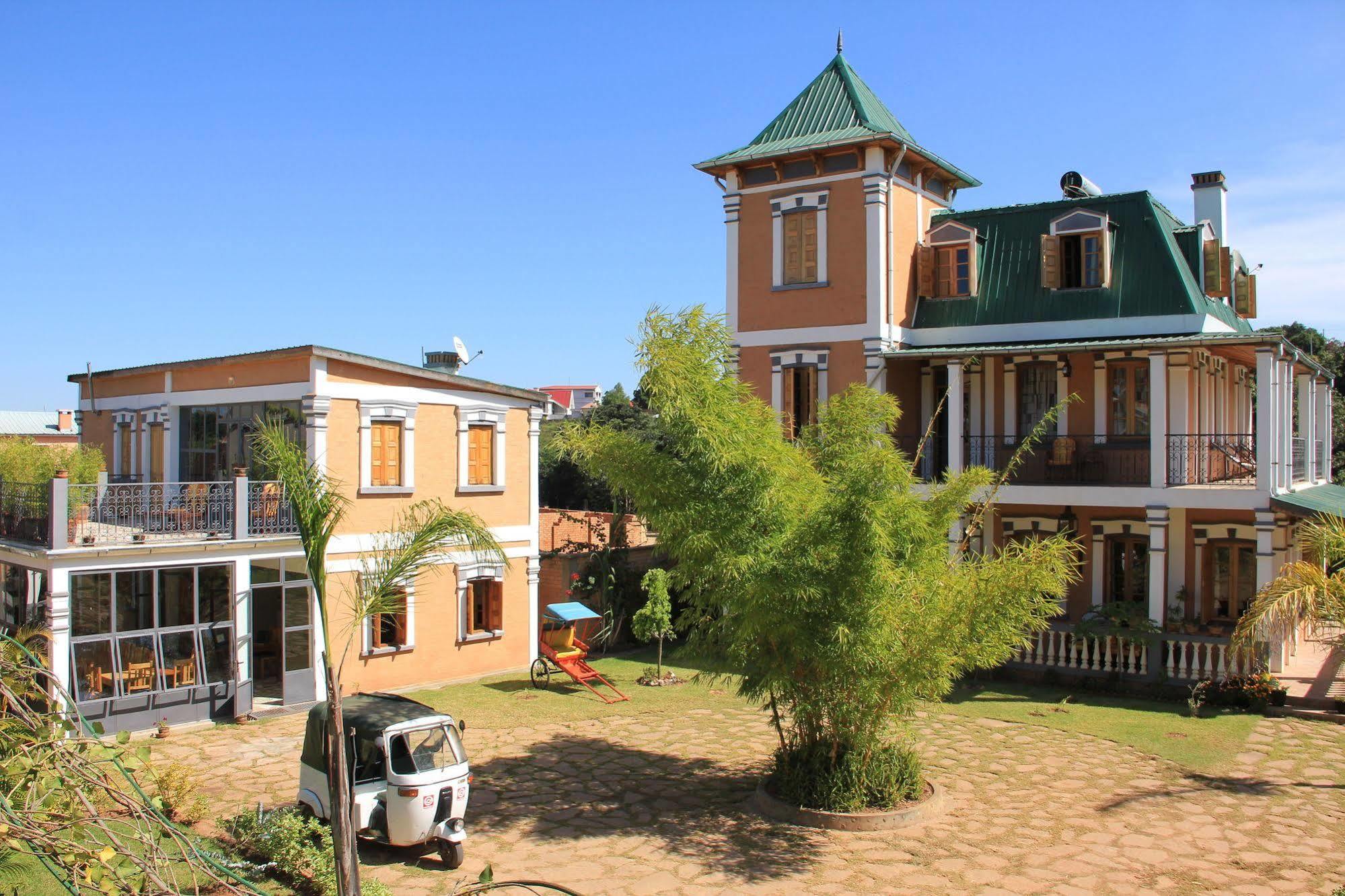 Meva Guesthouse Antananarivo Exterior photo