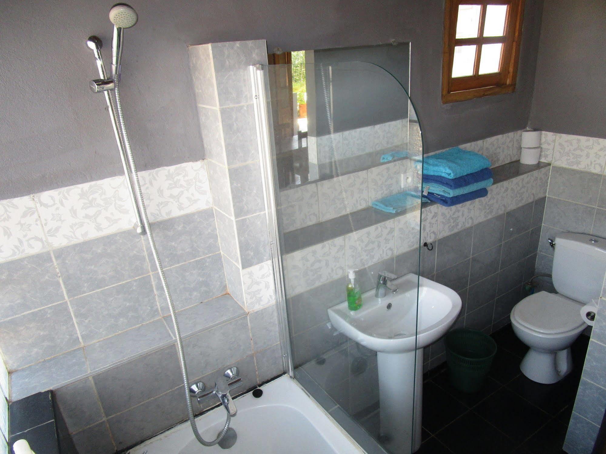 Meva Guesthouse Antananarivo Exterior photo
