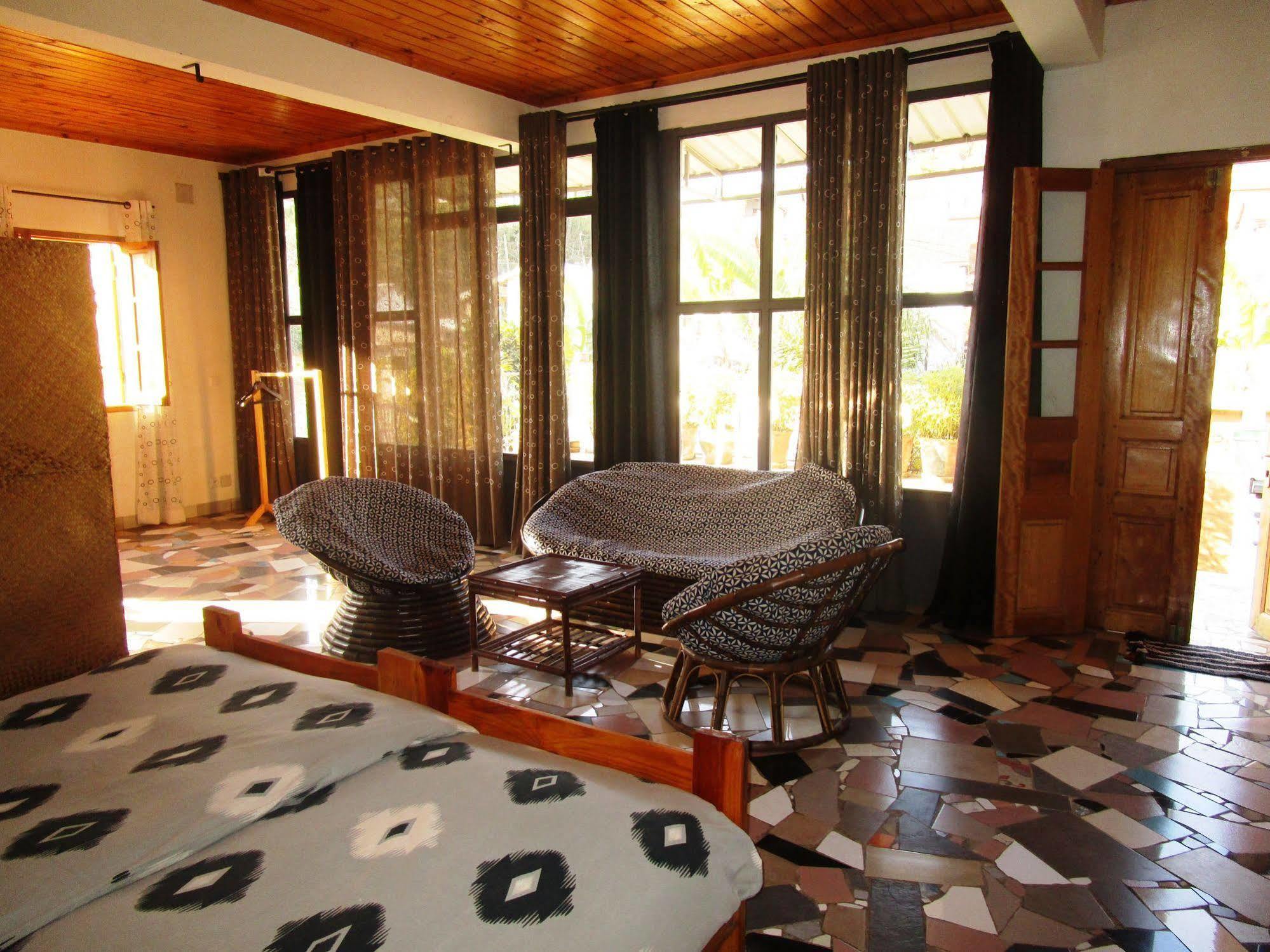 Meva Guesthouse Antananarivo Exterior photo